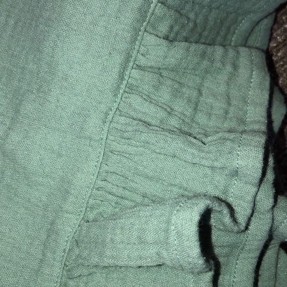 Hem & Thread Deep V-Neck Romper - Picture 6 of 6